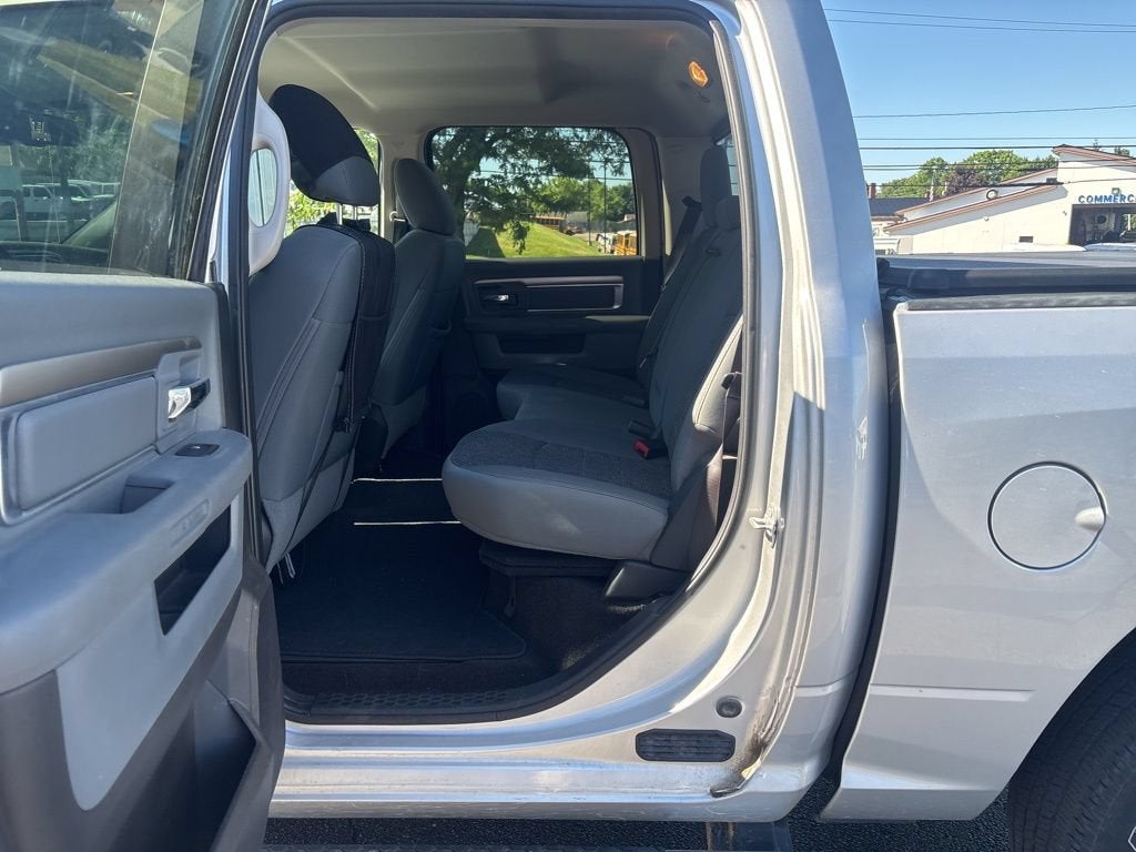 2018 RAM 1500 Big Horn Crew Cab 4x4 5'7" Box