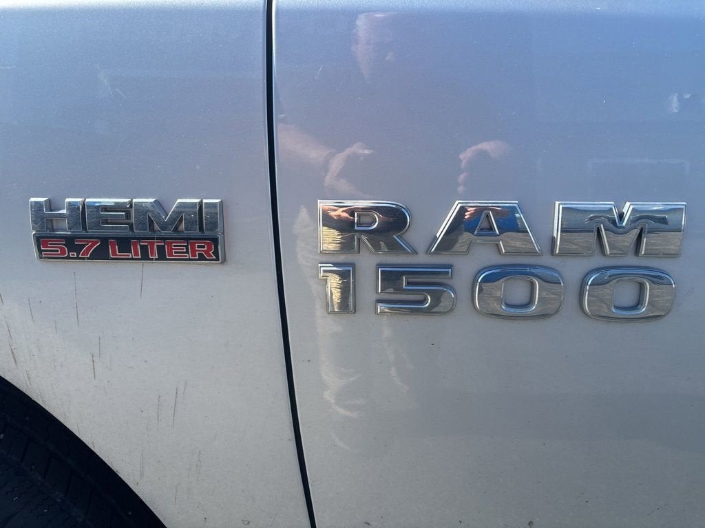 2018 RAM 1500 Big Horn Crew Cab 4x4 5'7" Box