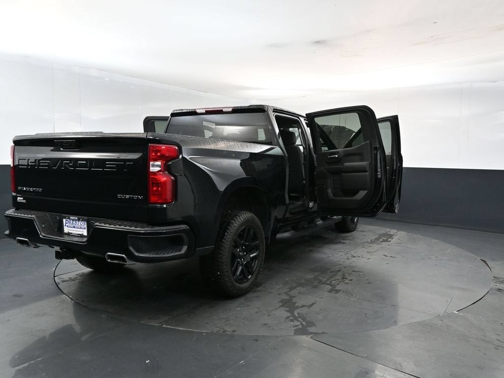 2023 Chevrolet Silverado 1500 Custom Trail Boss