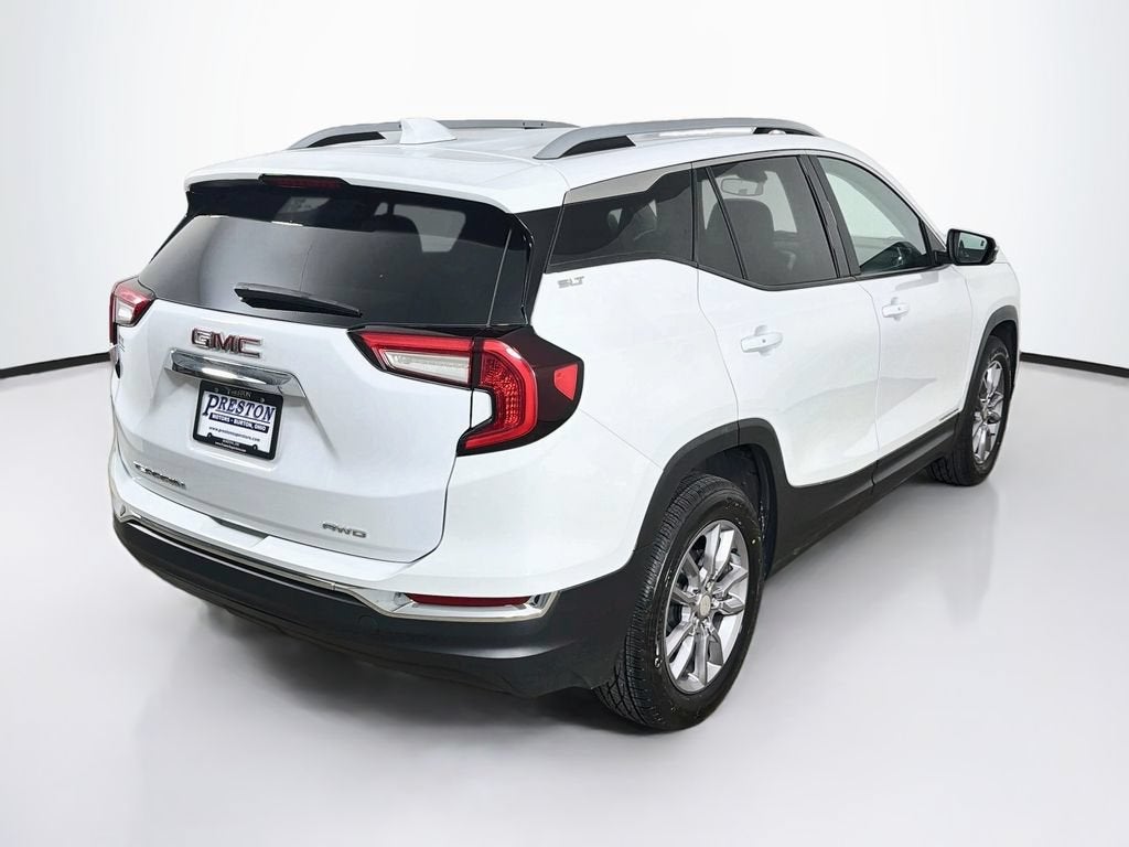 2022 GMC Terrain SLT