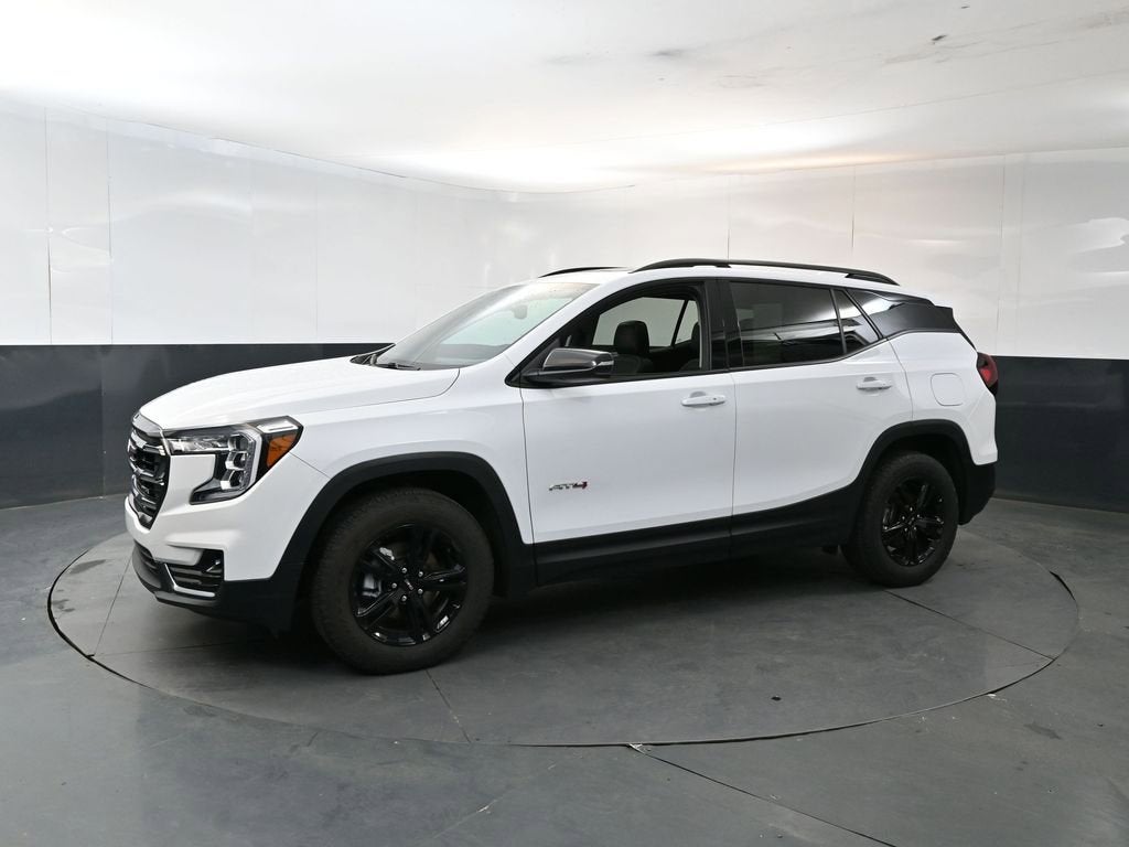 2023 GMC Terrain AT4