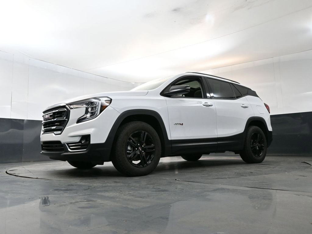 2023 GMC Terrain AT4