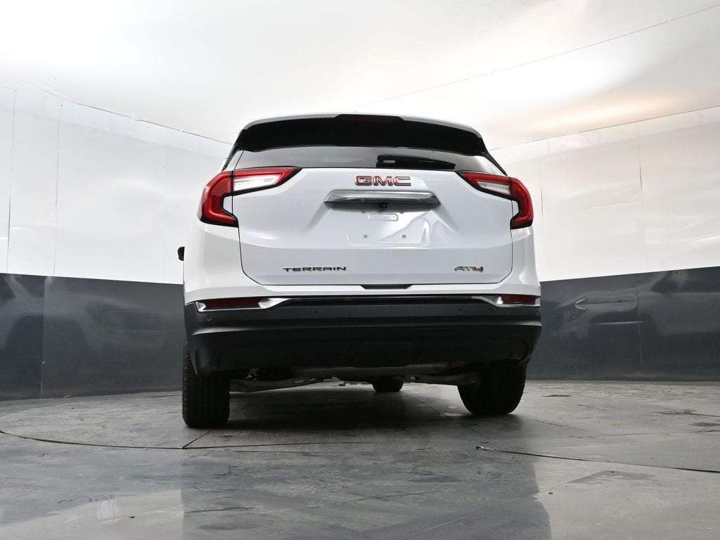 2023 GMC Terrain AT4