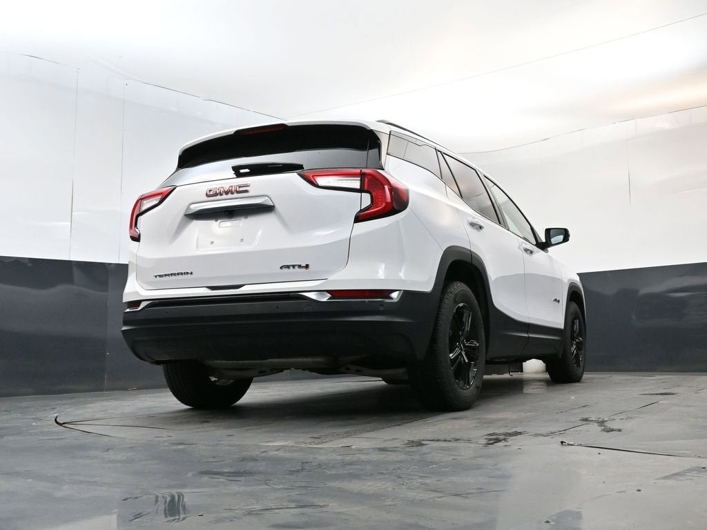 2023 GMC Terrain AT4