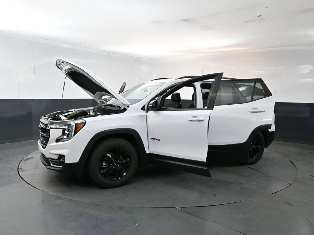 2023 GMC Terrain AT4
