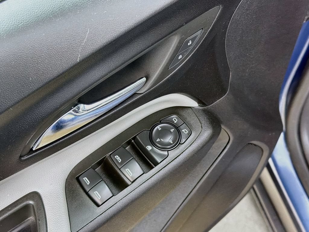 2024 Chevrolet Equinox LS - Photo 17