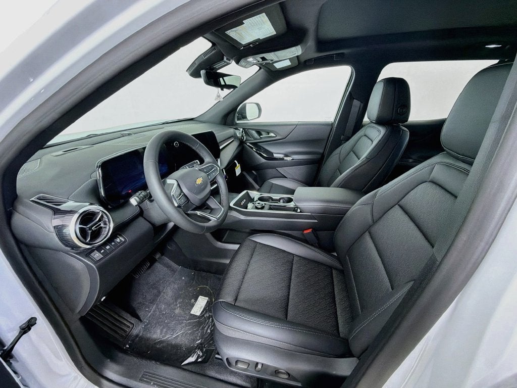2027 Chevrolet Equinox LT - Photo 21