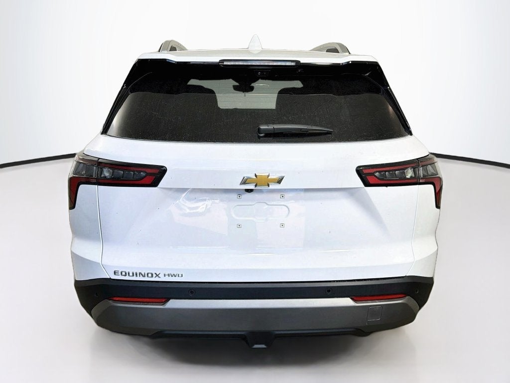 2027 Chevrolet Equinox LT - Photo 6