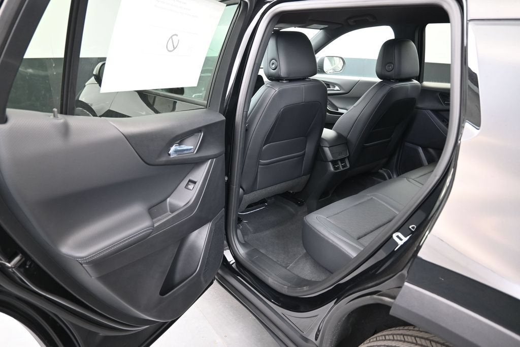 2026 Chevrolet Equinox LT - Photo 9