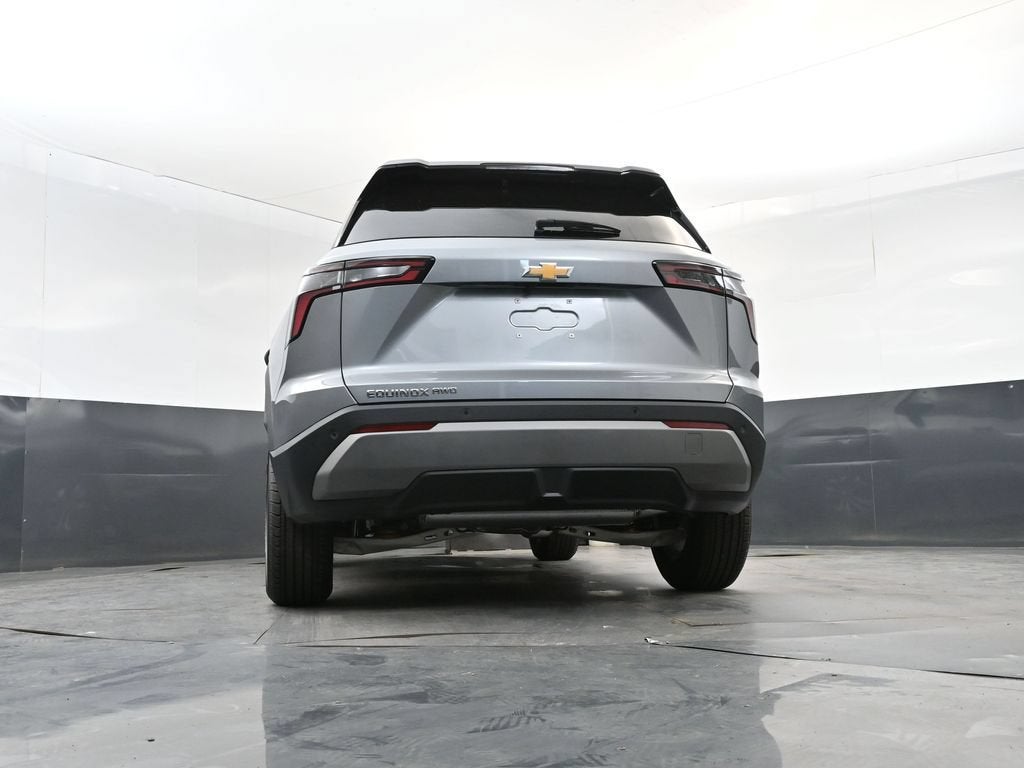 2027 Chevrolet Equinox LT - Photo 15