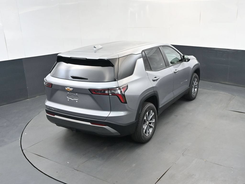 2027 Chevrolet Equinox LT - Photo 21