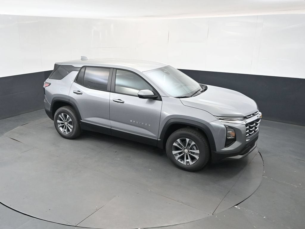 2027 Chevrolet Equinox LT - Photo 22