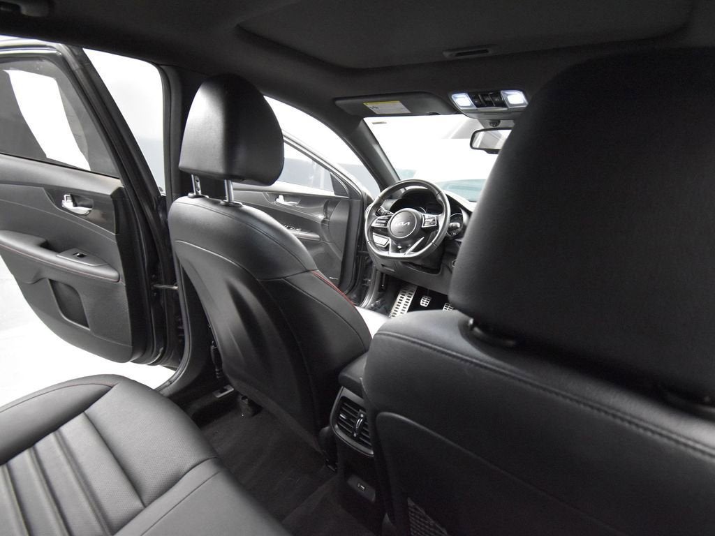 2023 Kia Forte GT Manual
