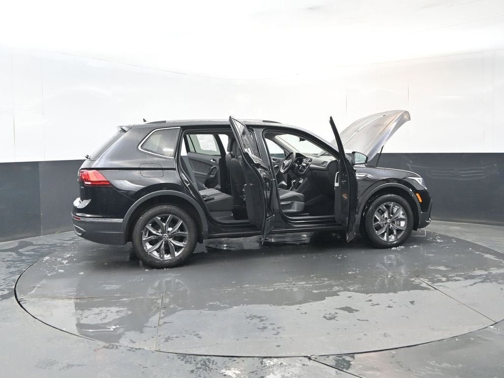 2023 Volkswagen Tiguan SE