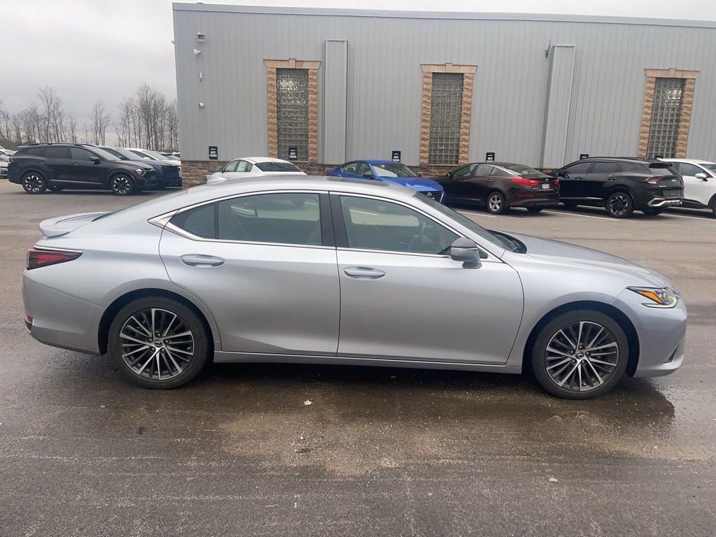 2023 Lexus ES ES 300h