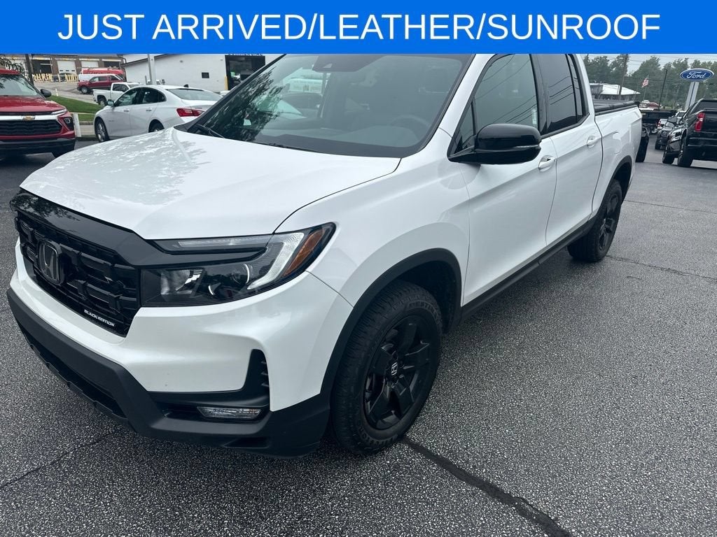 2026 Honda Ridgeline Black Edition Two-Tone