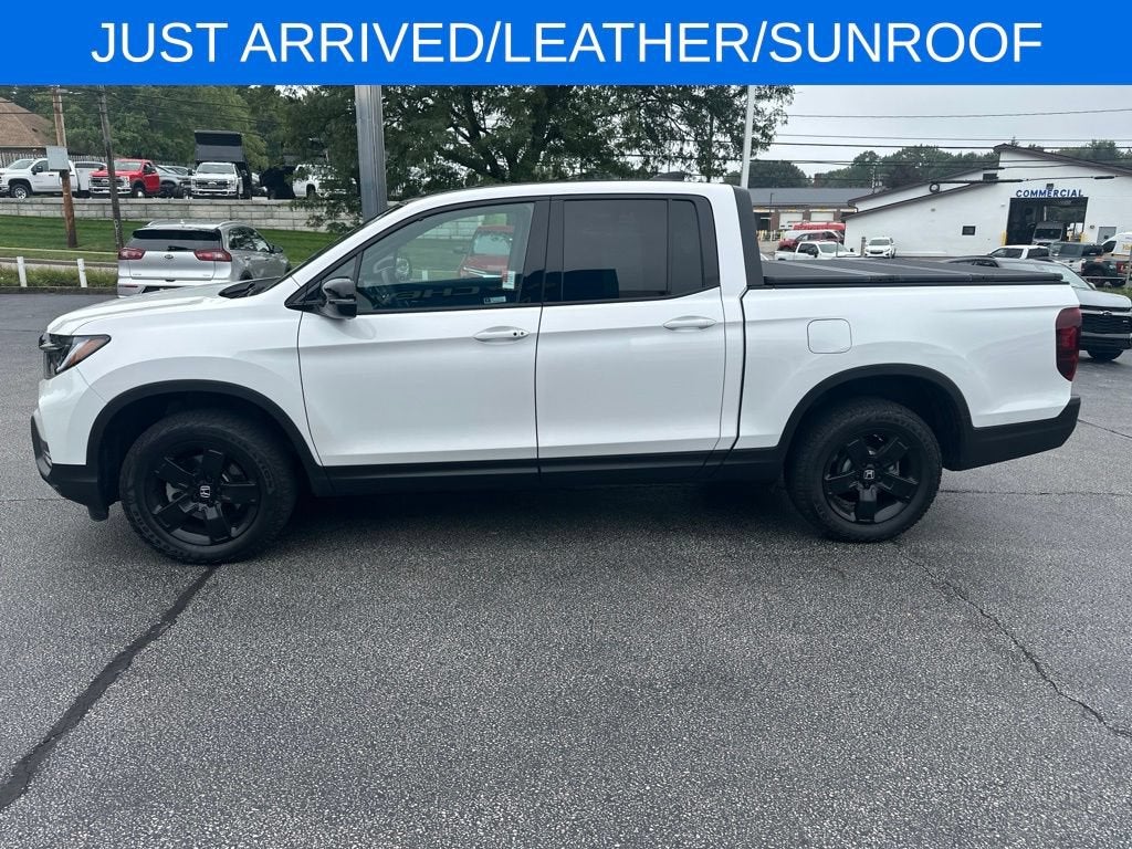 2026 Honda Ridgeline Black Edition Two-Tone