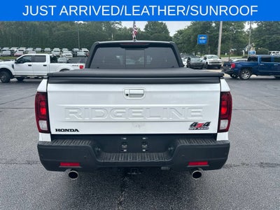 2026 Honda Ridgeline Black Edition Two-Tone