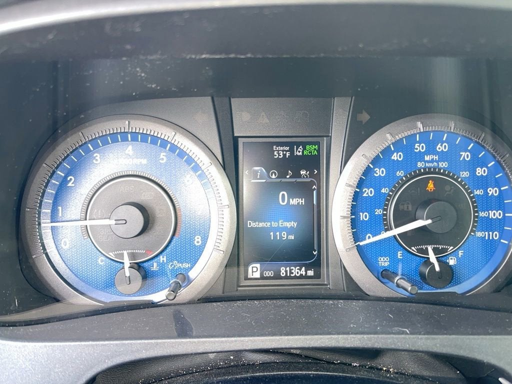 2020 Toyota Sienna XLE Auto Access Seat