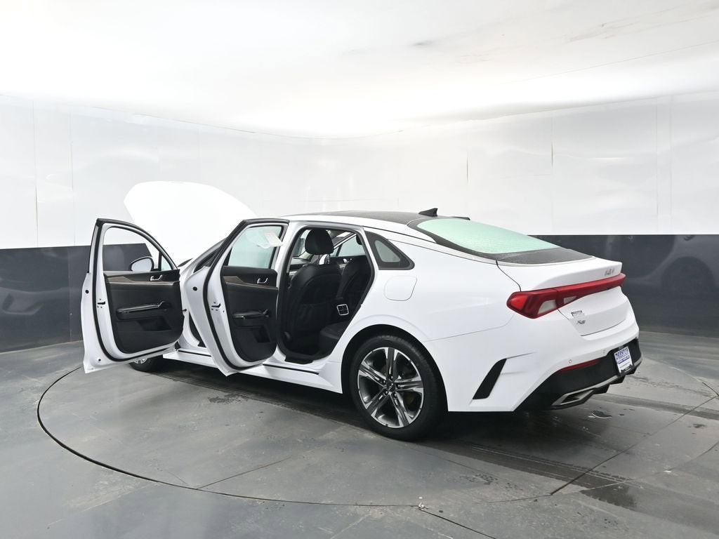 2022 Kia K5 EX