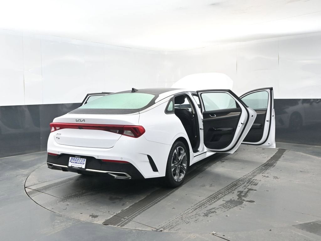 2022 Kia K5 EX