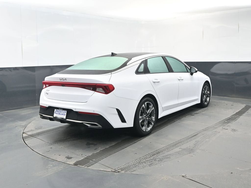 2022 Kia K5 EX