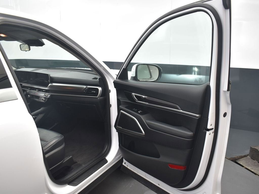 2023 Kia Telluride LX