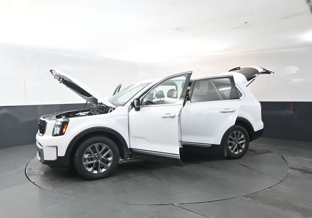 2023 Kia Telluride LX