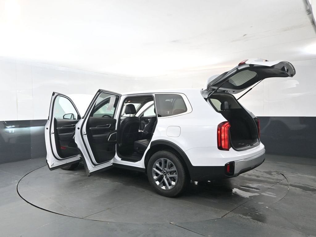 2023 Kia Telluride LX