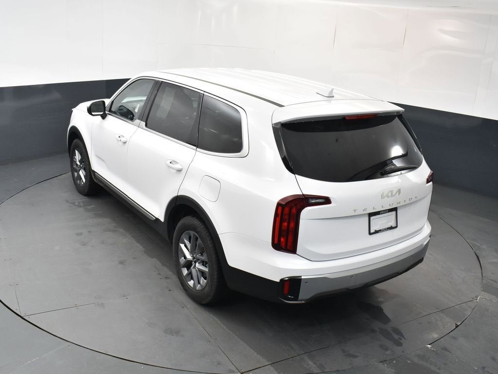 2023 Kia Telluride LX