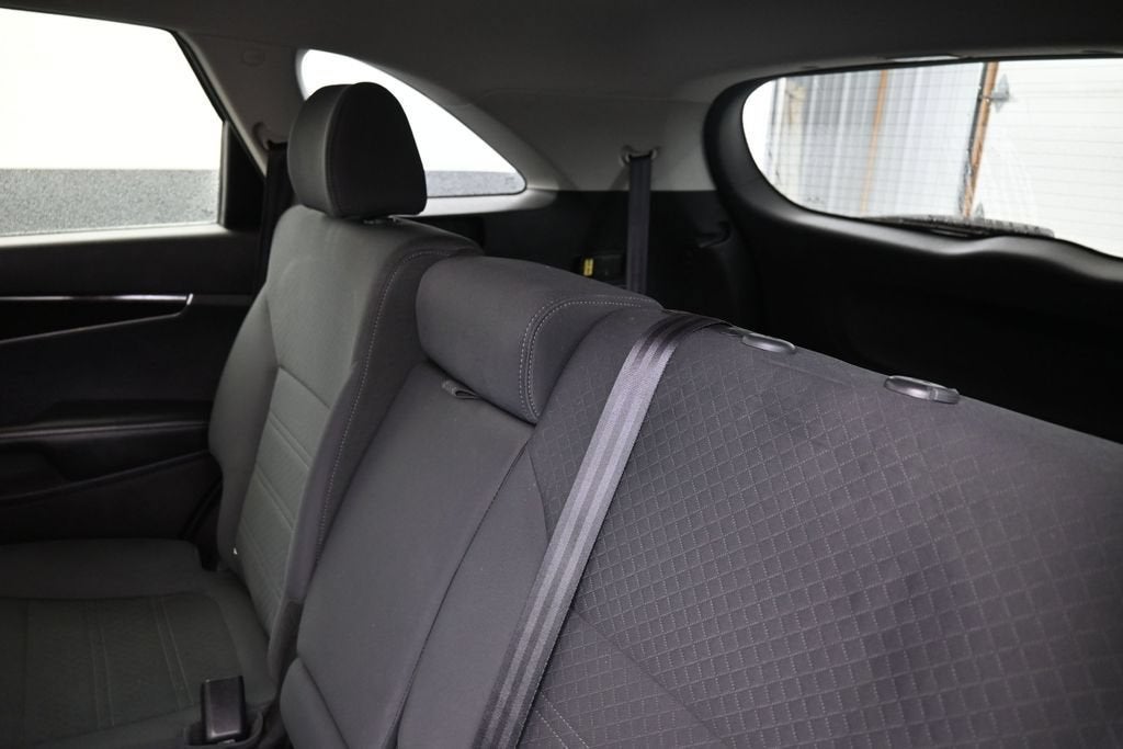 2016 Kia Sorento 2.4L LX