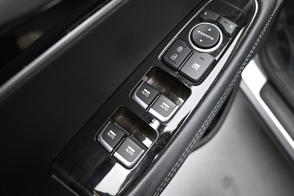 2019 Kia Sorento 3.3L LX