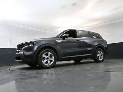 2022 Kia Sorento LX
