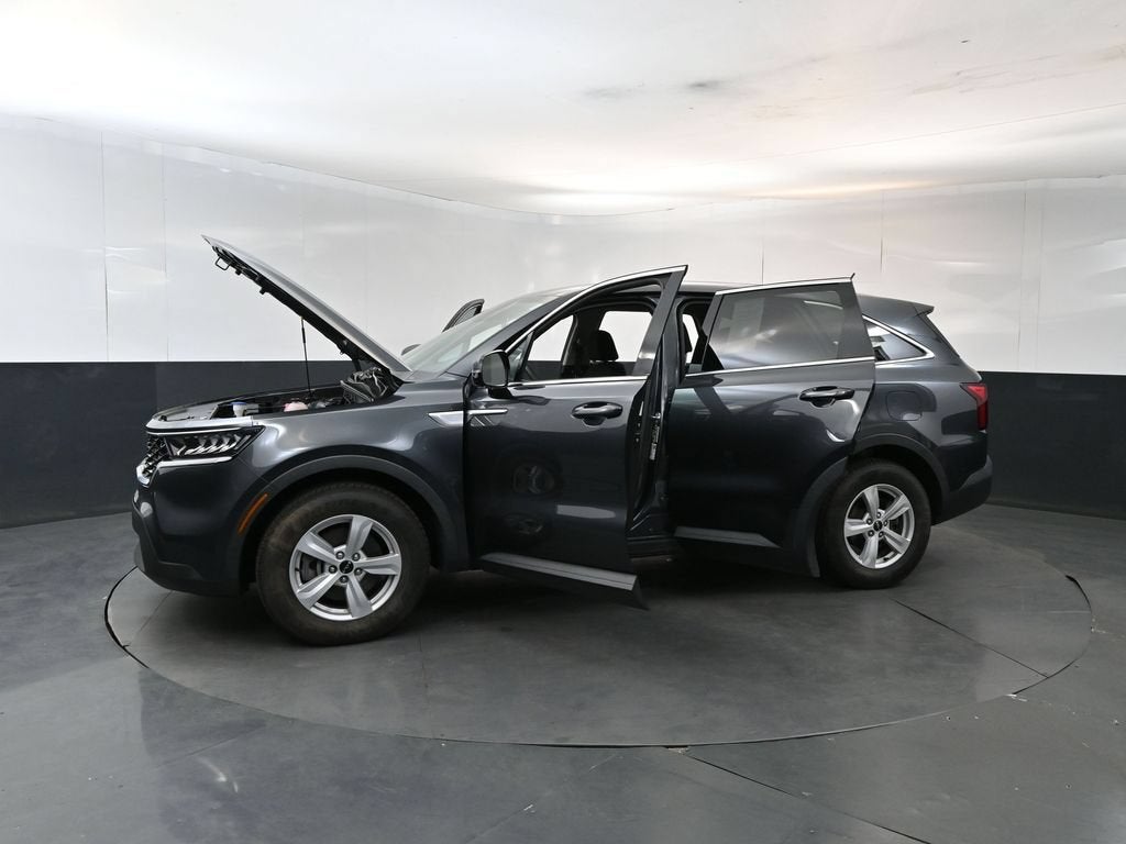 2022 Kia Sorento LX