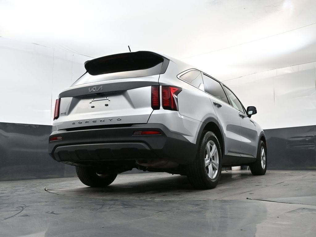 2022 Kia Sorento LX