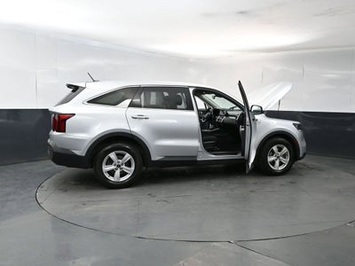 2022 Kia Sorento LX