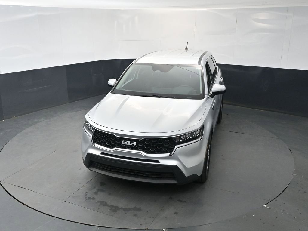 2022 Kia Sorento LX