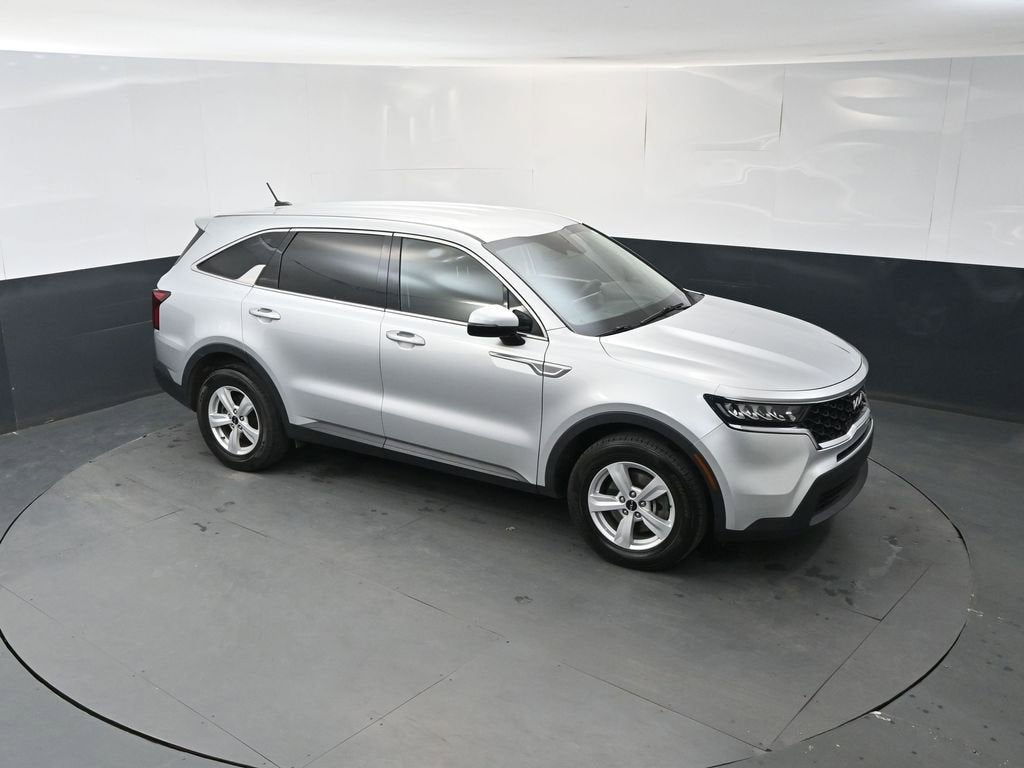 2022 Kia Sorento LX