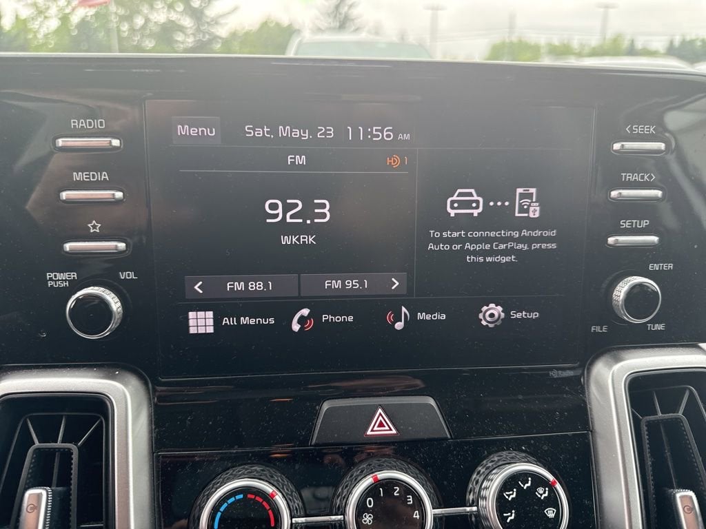 2022 Kia Sorento LX