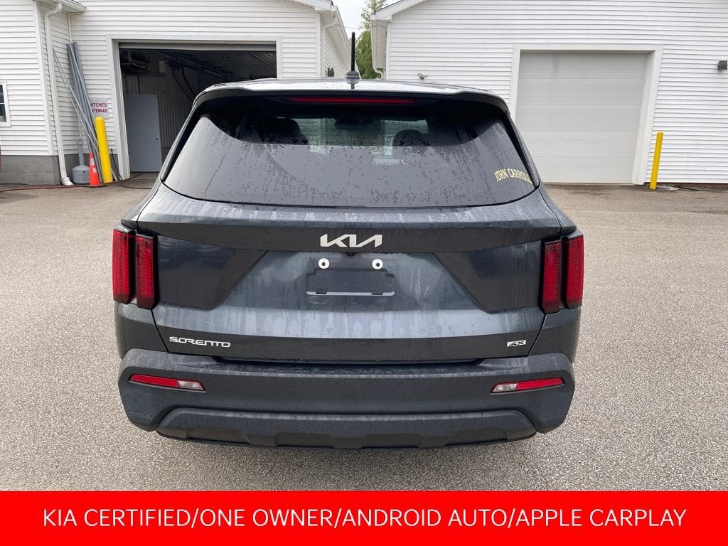 2023 Kia Sorento LX
