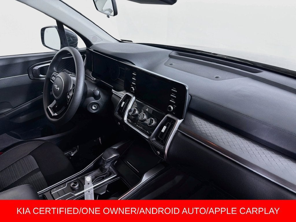 2023 Kia Sorento LX