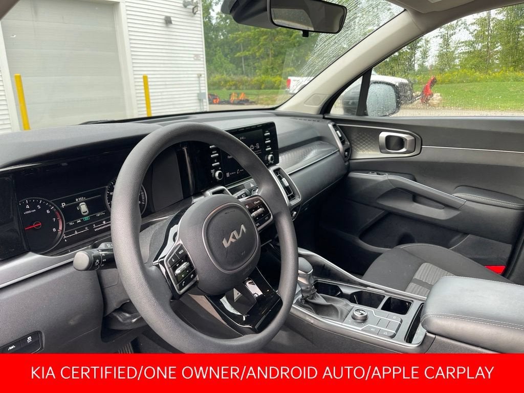 2023 Kia Sorento LX