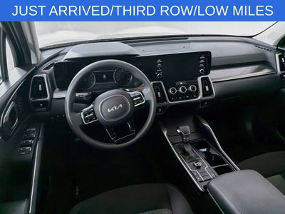 2023 Kia Sorento LX