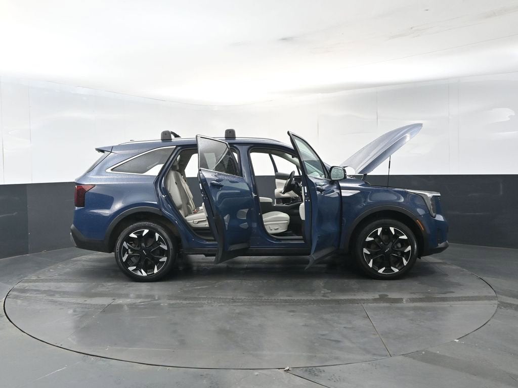 2025 Kia Sorento EX
