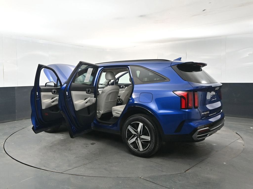 2023 Kia Sorento S