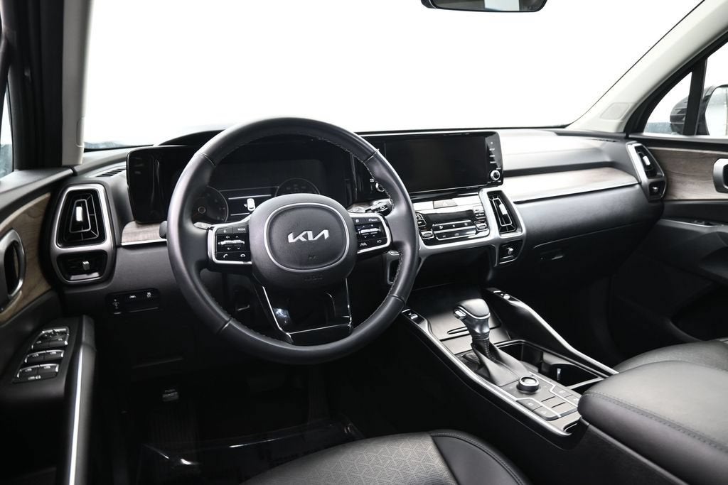 2023 Kia Sorento X-Line S
