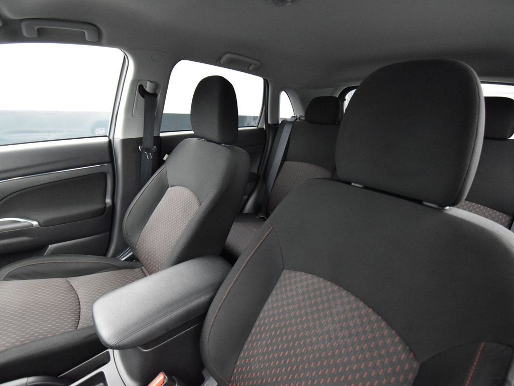 2019 Mitsubishi Outlander Sport ES 2.0