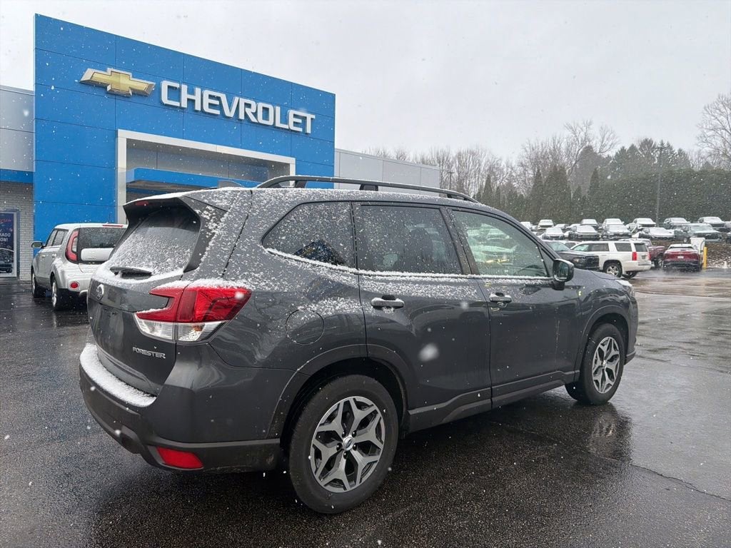 2023 Subaru Forester Premium