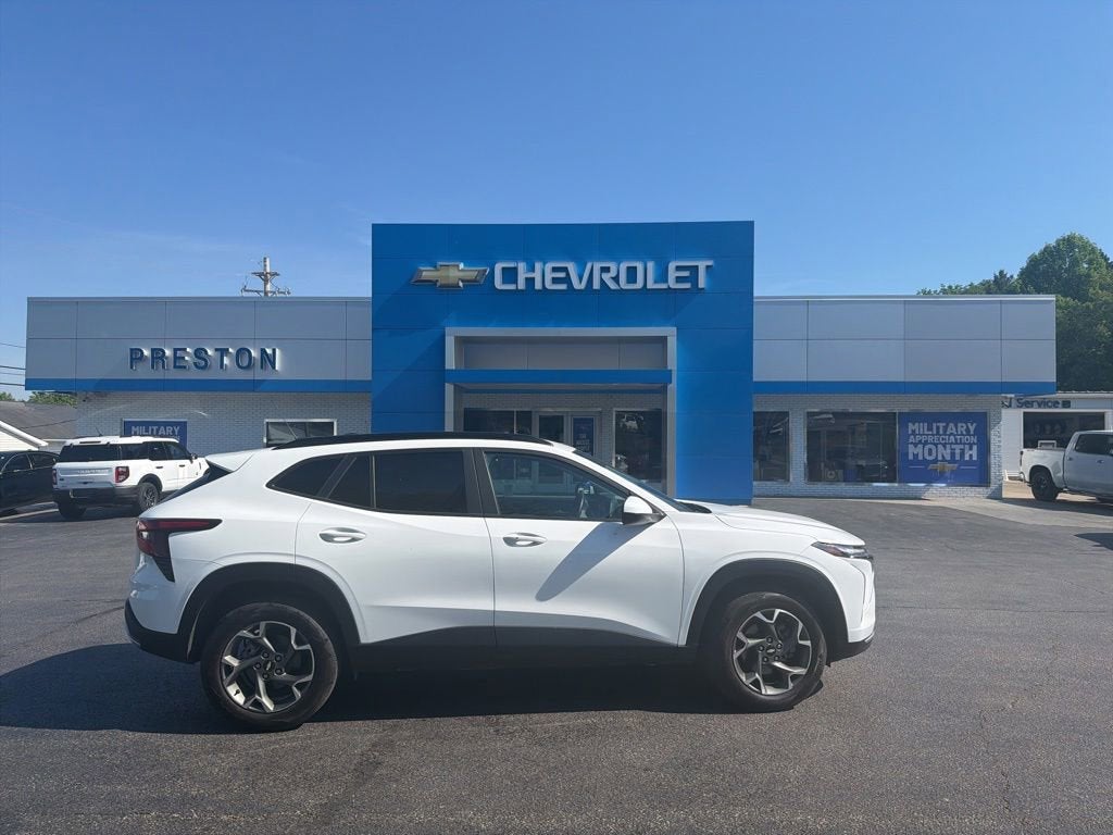 2024 Chevrolet Trax LT