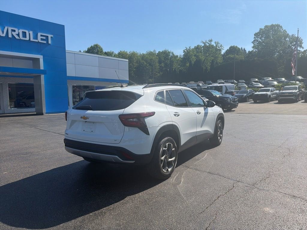 2024 Chevrolet Trax LT